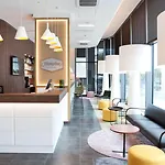 Hampton By Hilton Center East 3*