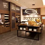 Hampton By Hilton Center East 3*