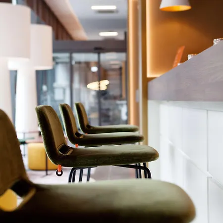 فندق Hampton By Hilton Center East 3*
