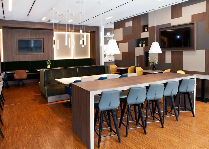 Hampton By Hilton Center East Hotell München
